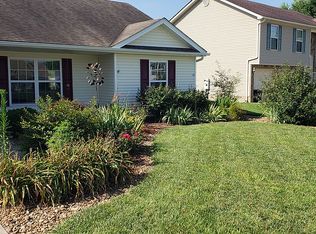 209 Kathie Ct, Vine Grove, KY 40175