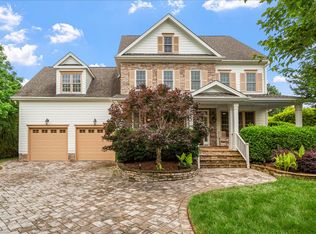 106 Grannon Ct, Cary, NC 27519