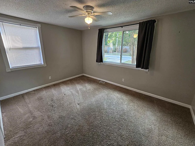 802 S Kilbourne Rd — Photo 9