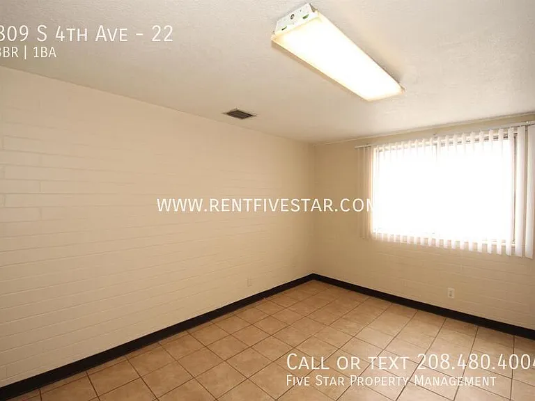 809 S 4th Ave #22 — Photo 3
