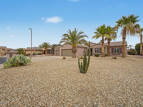 3rd image of 15940 W ZINNIA Court