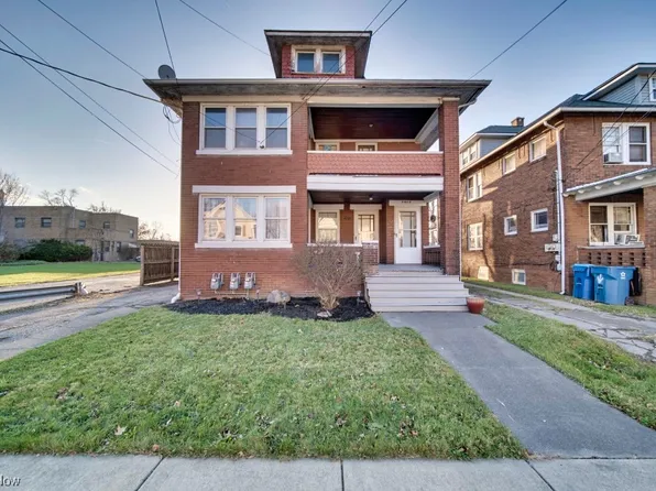 2402 Elyria Ave, Lorain, OH 44055