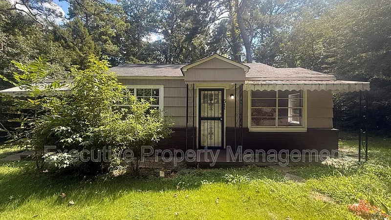 513 Rose Hill Rd