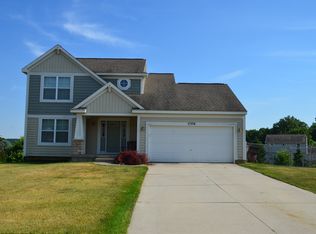 11356 Taunton Dr SE, Lowell, MI 49331