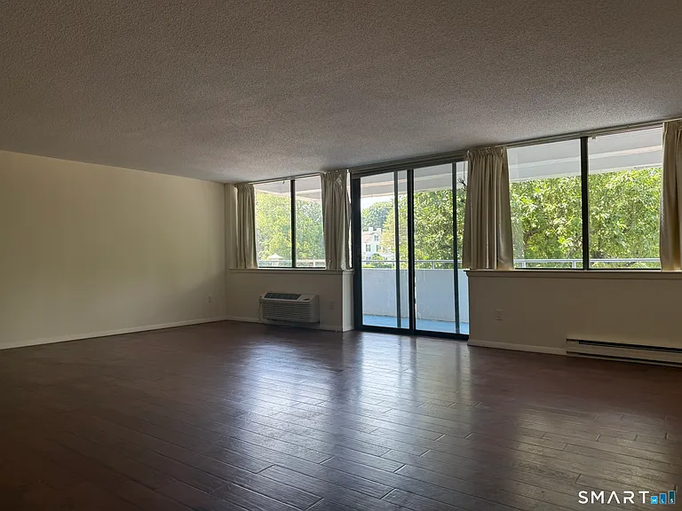 1460 Elm St #132 — Photo 22