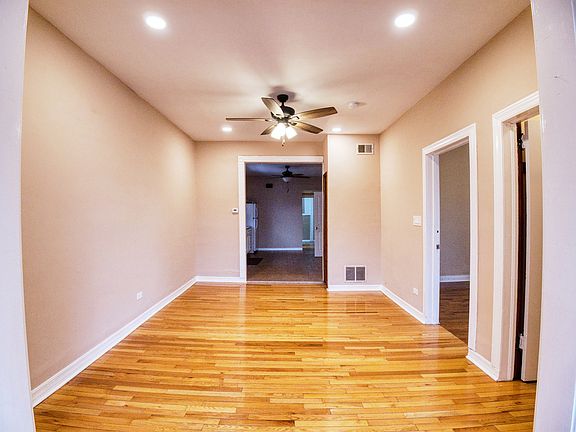 3rd image of 4512 N Elston Ave