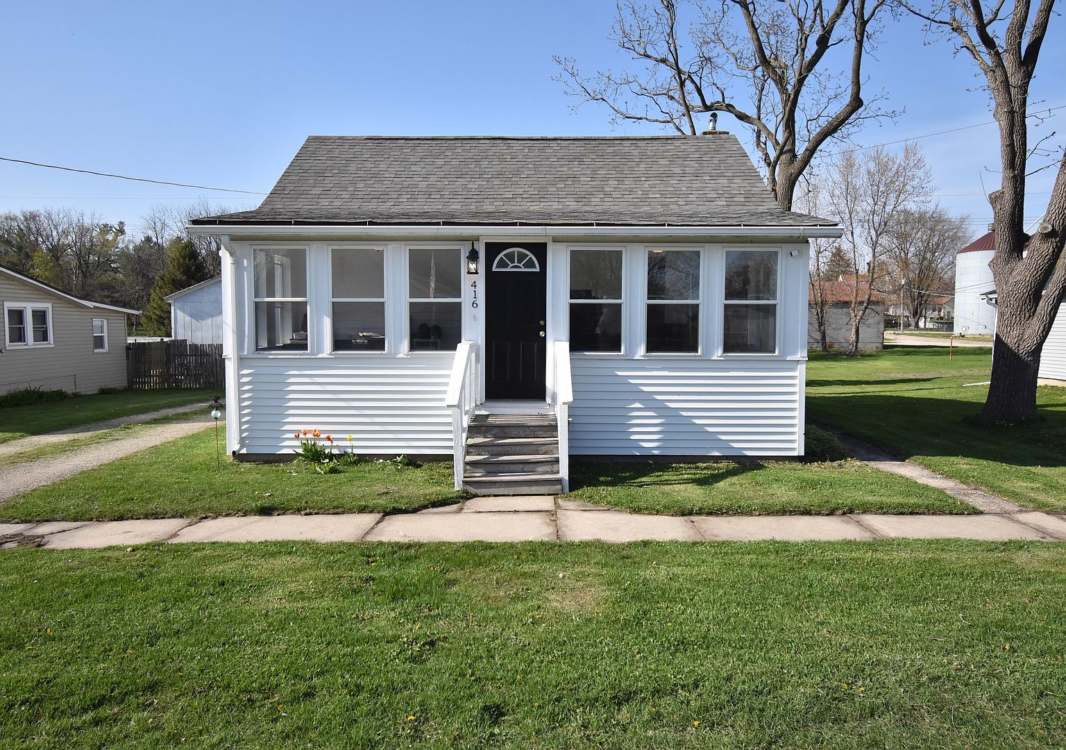 416 Clark St, Paw Paw, IL 61353 Zillow