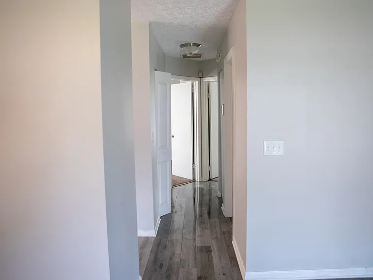 730 Willow Trace Dr — Photo 4
