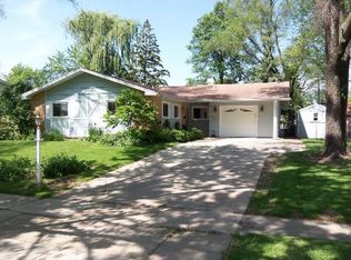 530 Harvard Ln, Hoffman Estates, IL
