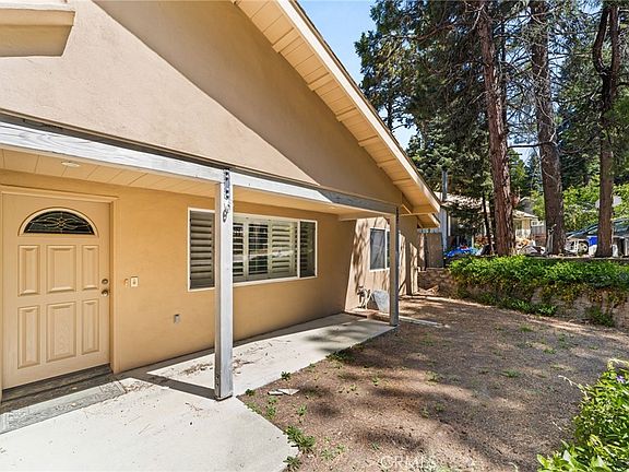 4th image of 31686 Luring Pines Cir