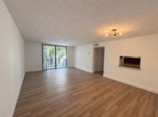 1673 Bay Rd APT 405, Miami Beach, FL 33139