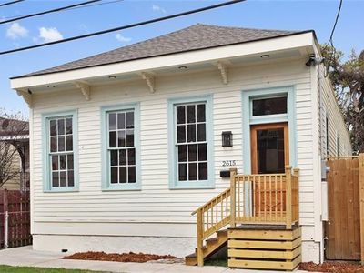 2615 S Robertson St, New Orleans, LA, 70113