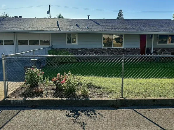 1510 NW Lester St, Roseburg, OR 97471