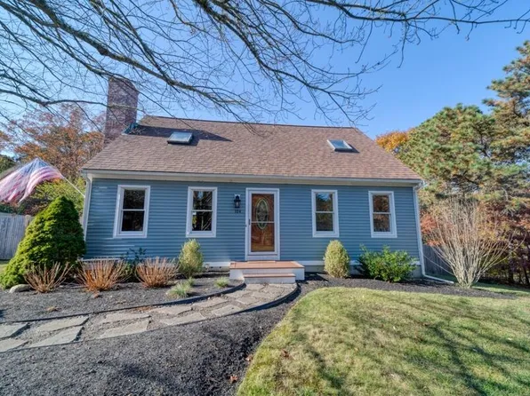 104 Old Colony Drive, Mashpee, MA 02649