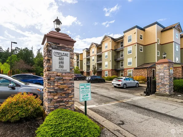 690 32nd Street #B204, Bellingham, WA 98225