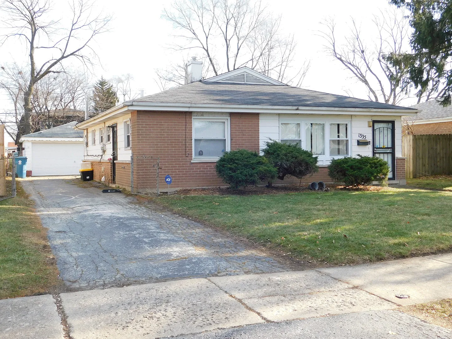 1335 Imperial Ave photo 1