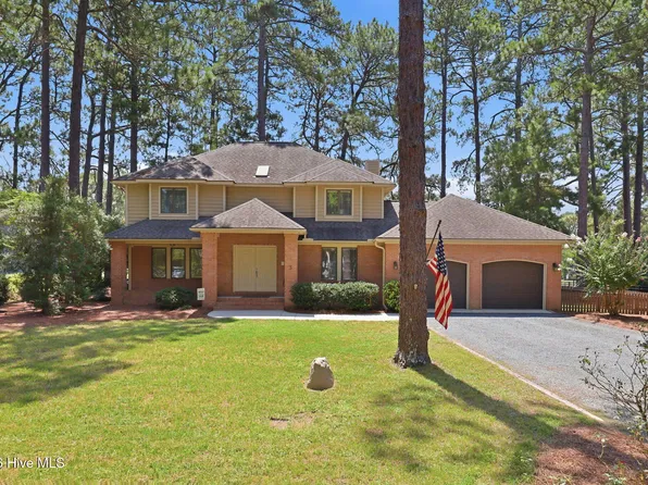 3 Montclair Lane, Pinehurst, NC 28374