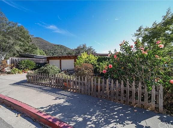 2nd image of 2183 Santa Ynez Ave