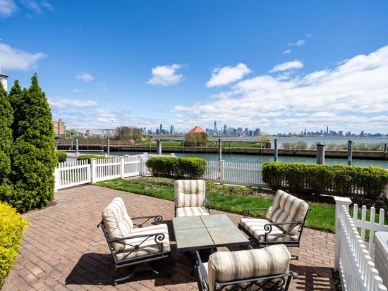 107 Shearwater Ct E, Jersey City, NJ 07305