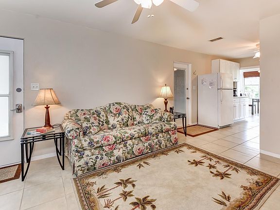 4th image of 35 Seaview Dr
