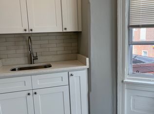 409 S 40th St APT 2R, Philadelphia, PA 19104