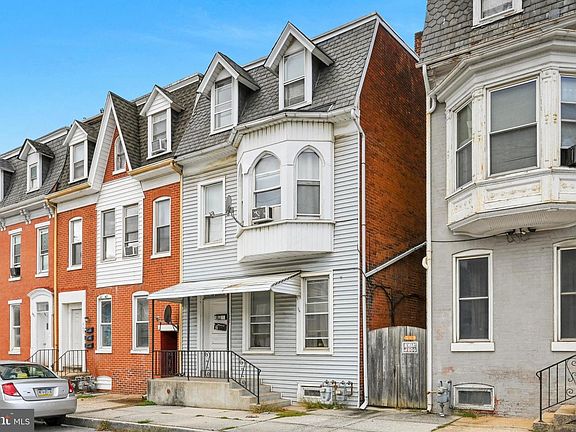 3rd image of 667 E Philadelphia St