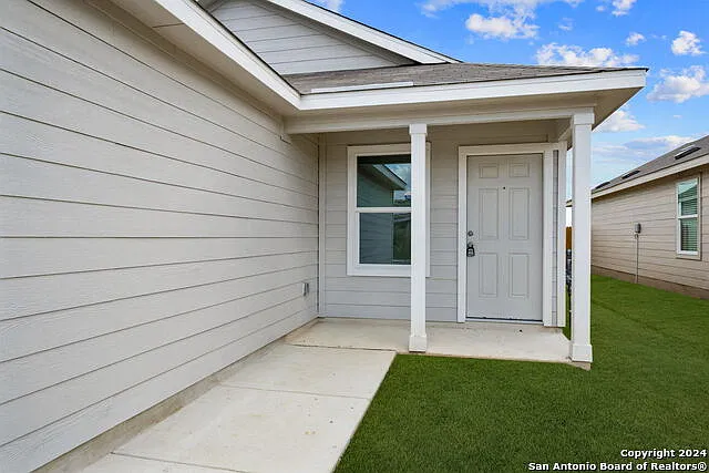 3 bed, 2.0 bath, 1264 sqft, $1,495 — Photo 4