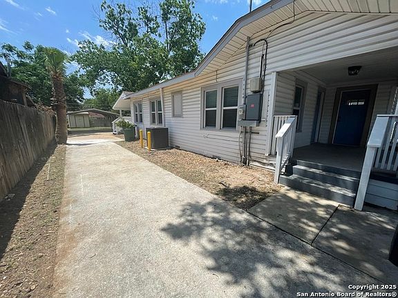 2nd image of 154 Octavia Pl