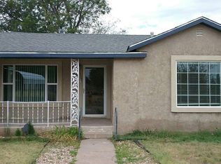 1117 W 14th Ln, Portales, NM 88130
