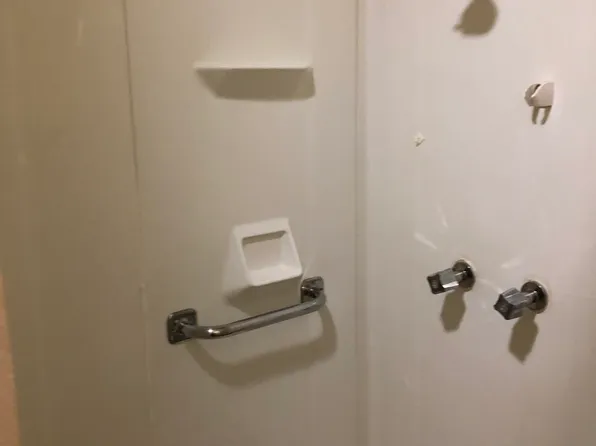 514 S 7th St APT A, Leavenworth, KS 66048