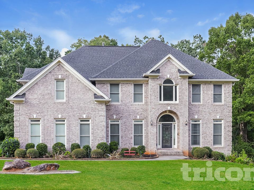 1st image of 209 Lassiter Dr