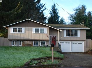2847 Country Club Ct, Reedsport, OR 97467