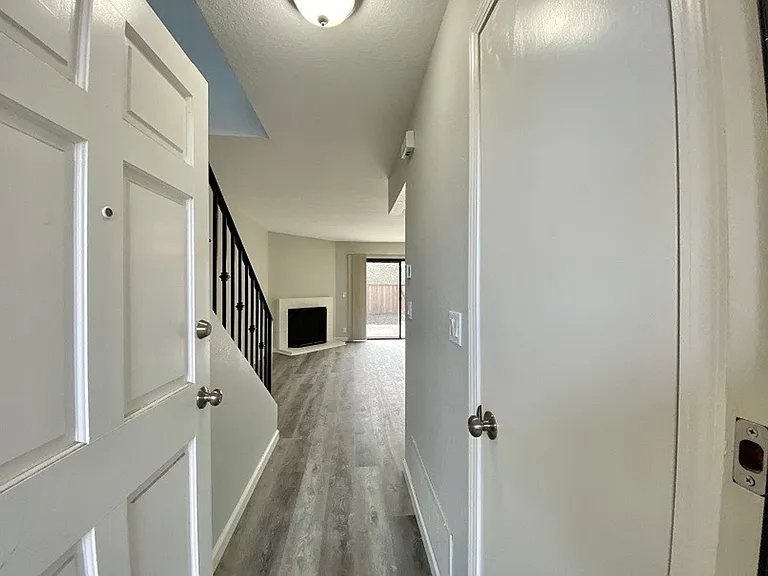 Adobe Creek Apartments — Photo 6