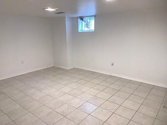 4th image of 46 Medhurst Rd #Basement
