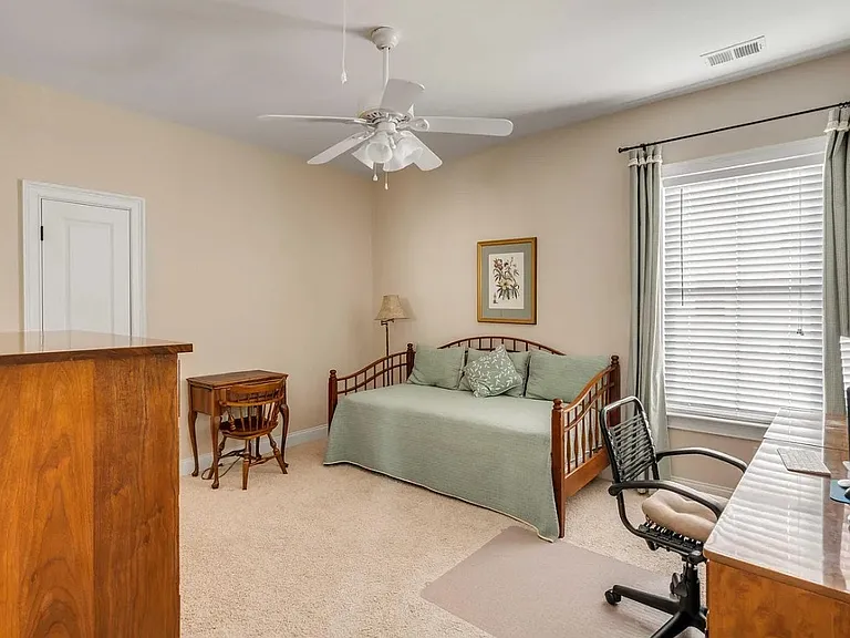 1368 Crane Creek Dr — Photo 4