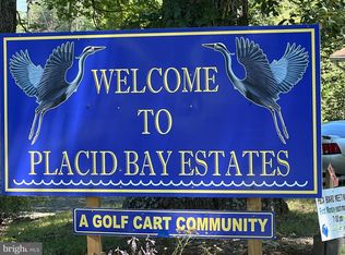 62 Lakeview Dr, Colonial Beach, VA 22443