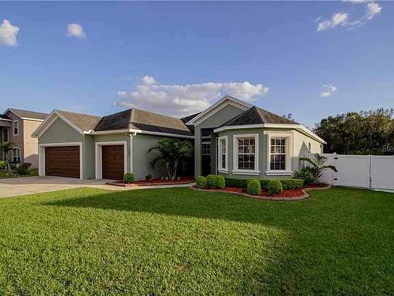 2nd image of 2854 Blackwater Oaks Dr