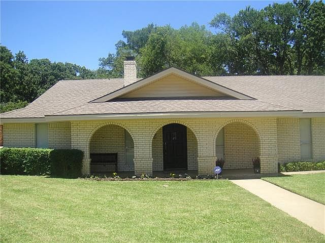 1st image of 1811 Hillvalley Dr