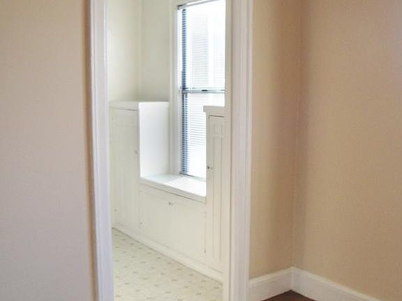 2nd image of 925 Jones St #503
