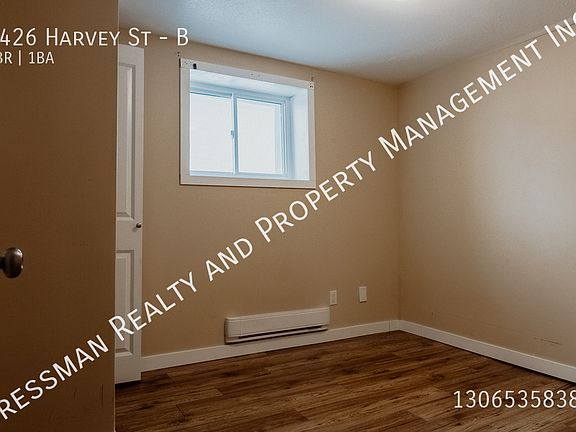 4th image of 2426 Harvey St #B