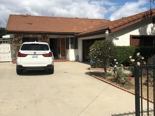 7425 Garden Grove Ave, Reseda, CA 91335