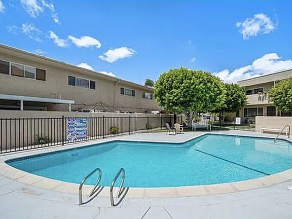 2nd image of 6342 Morse Ave APT 308