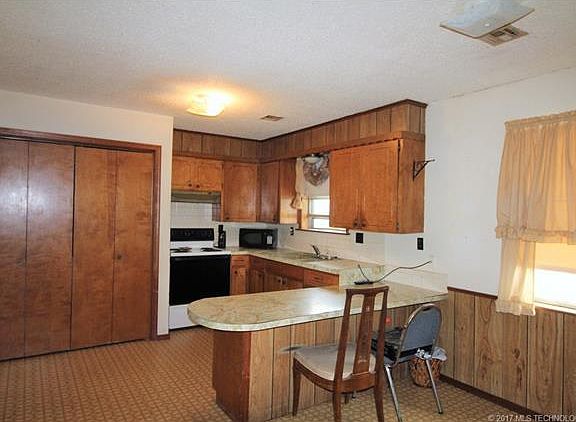 4th image of 600 Olive St