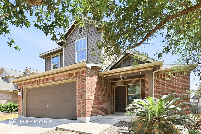 4 bed, 2.5 bath, 2128 sqft, $1,895 — Photo 4