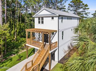 5110 Minnesota Dr SE, Southport, NC 28461