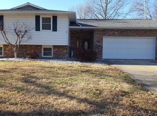 1511 Kingsbury Dr, Cape Girardeau, MO 63701