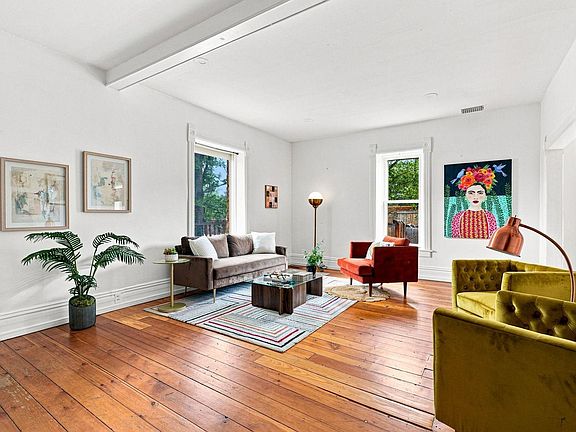 3rd image of 3345 Broadway St #1
