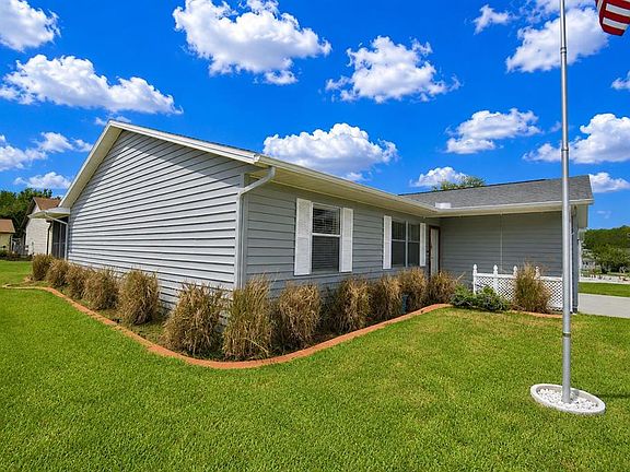 3rd image of 4853 COLONNADES CIRCLE E