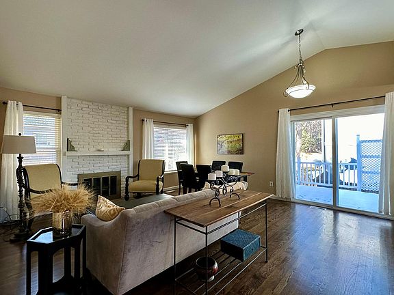 4th image of 6079 S Kenton Way