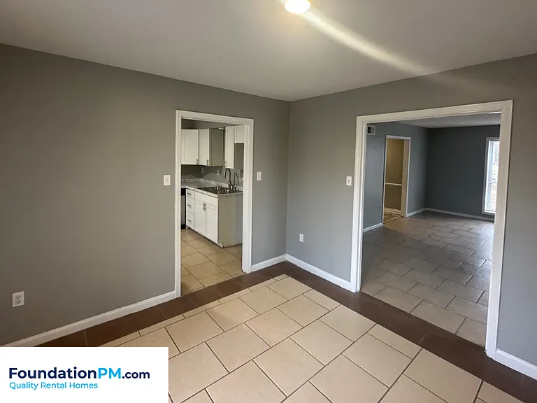 5361 Timberdale Ave — Photo 21